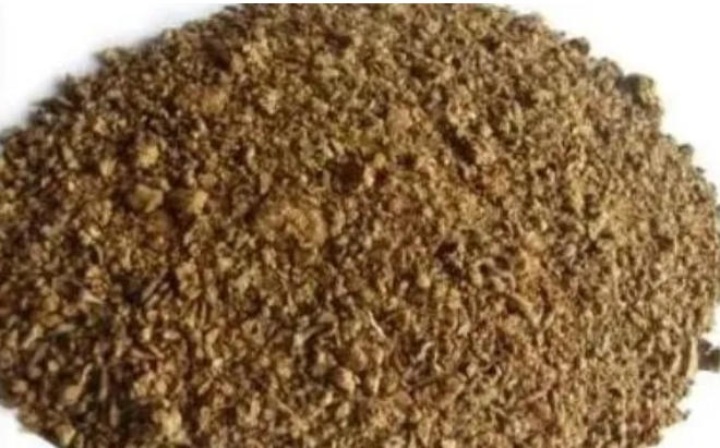 饲料里加多少豆粕，牛长的最快